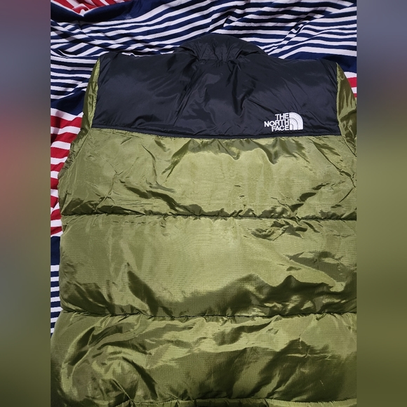 North Face Puffer(700 series) Mens XL - Picture 3 of 4